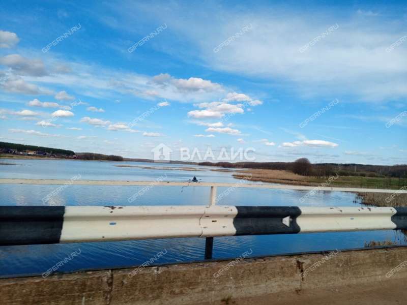 земельный участок 1 000 соток деревня Инютино